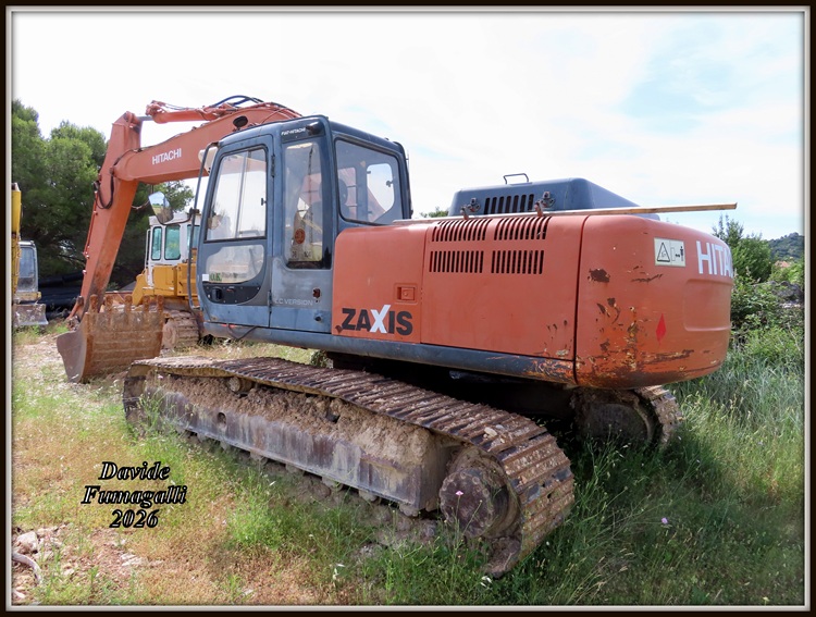 Lugan EX215 002.jpg