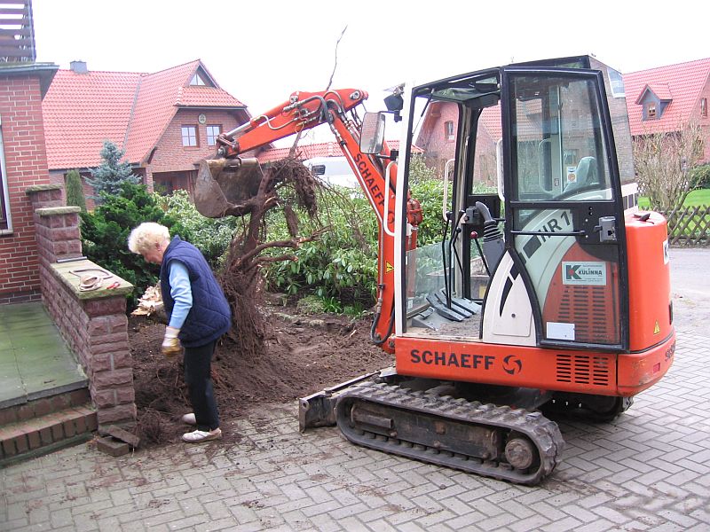 schaeff neu.jpg