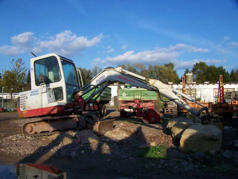 Takeuchi TB 125.jpg