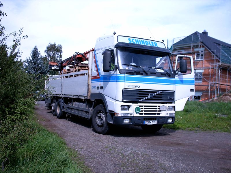 k-Volvo FH12 420 Schindler.jpg