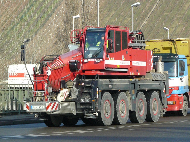 P1100877_.jpg