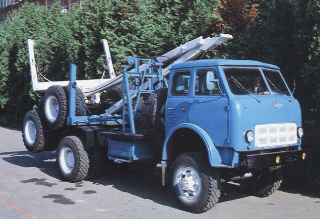 Maz 509A 4x4 01.jpg