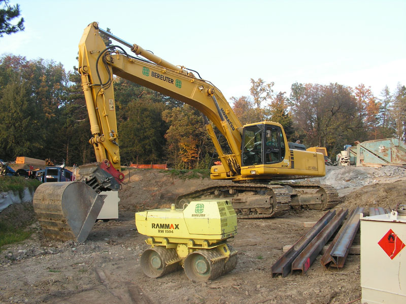 Komatsu PC450 LC Bereuter (4).jpg