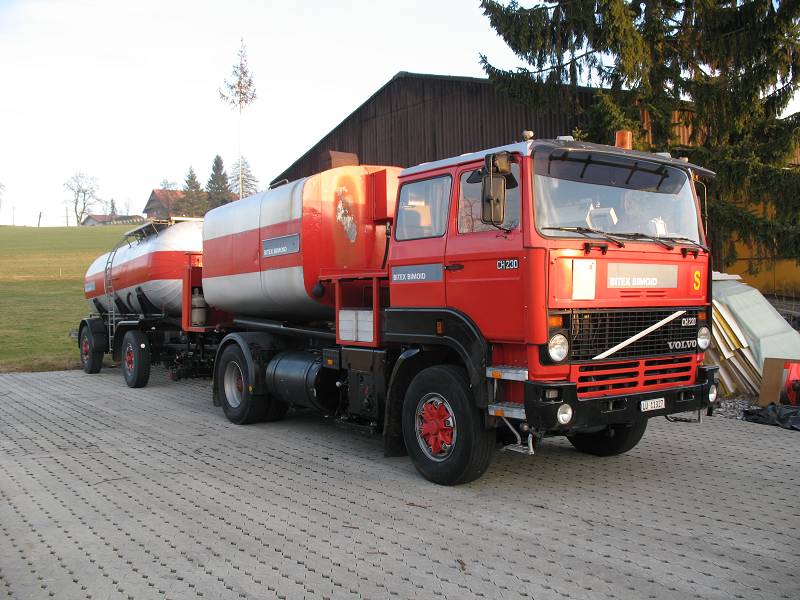 Volvo CH230.jpg