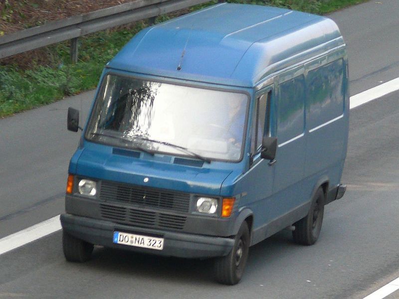 Mercedes T1 Kastenwagen 001.jpg