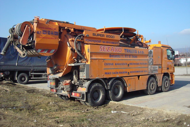 MB Actros 3244 8x4 Wideman Reichardt SUPER 2000 03.jpg