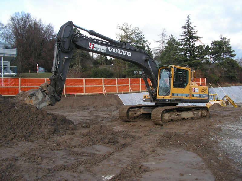 Volvo EC280 (1).jpg