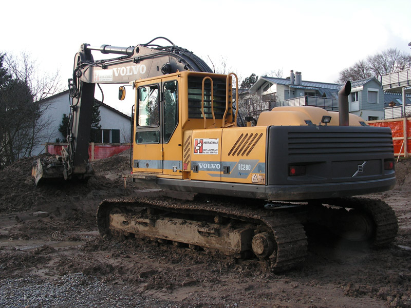 Volvo EC280 (2).jpg