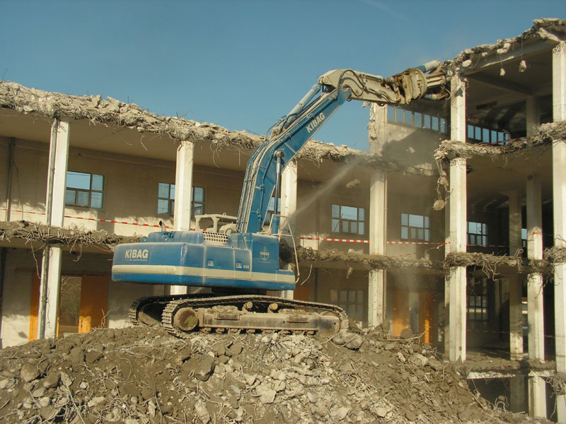Komatsu PC450-6 Kibag.jpg