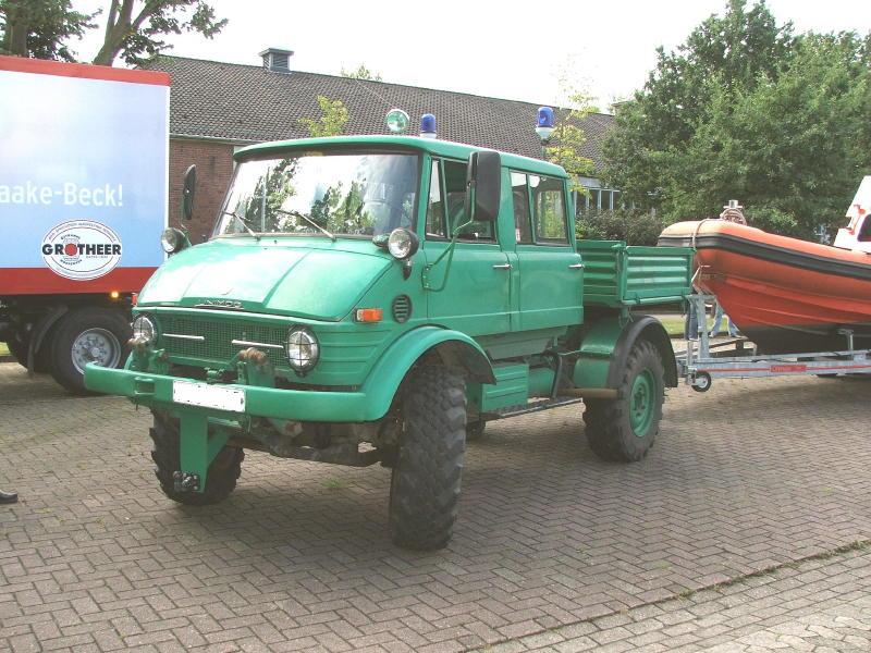 Unimog Doka Polizei Bremerhaven DSC00028 _2_.jpg