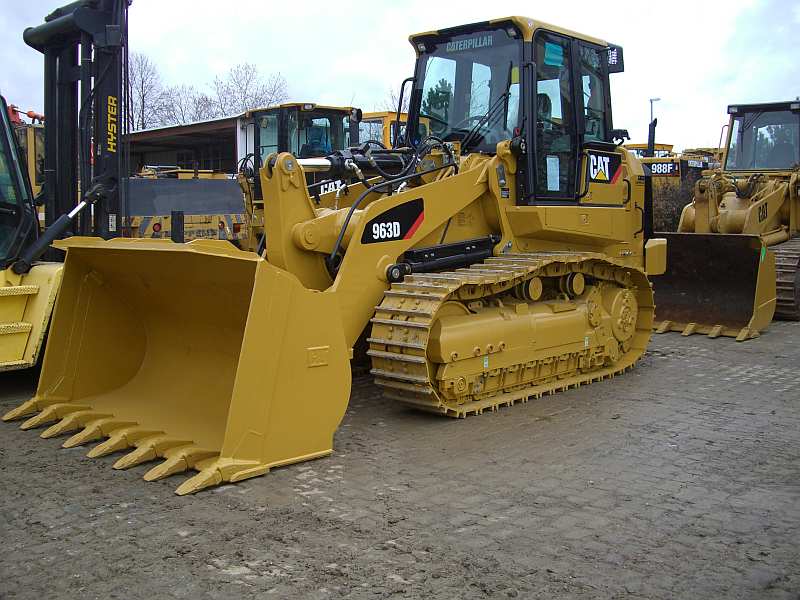 cat 963d.jpg