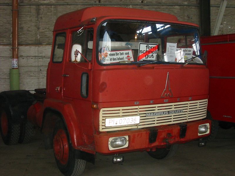 Magirus-186D15FS-BJ1968-rot-180605-kr01.jpg