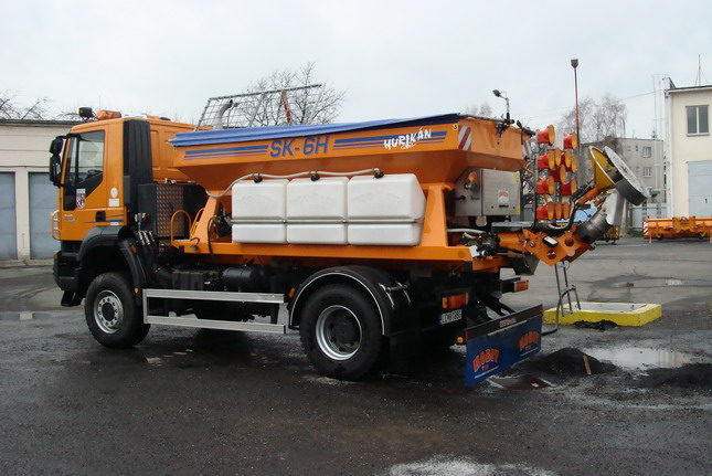 Iveco Trakker 310 4x4 SK6H 06.jpg