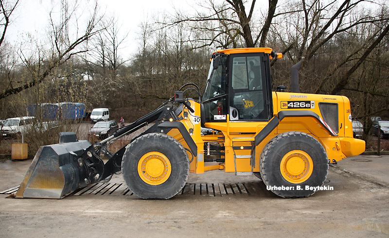 JCB_426e_1.jpg