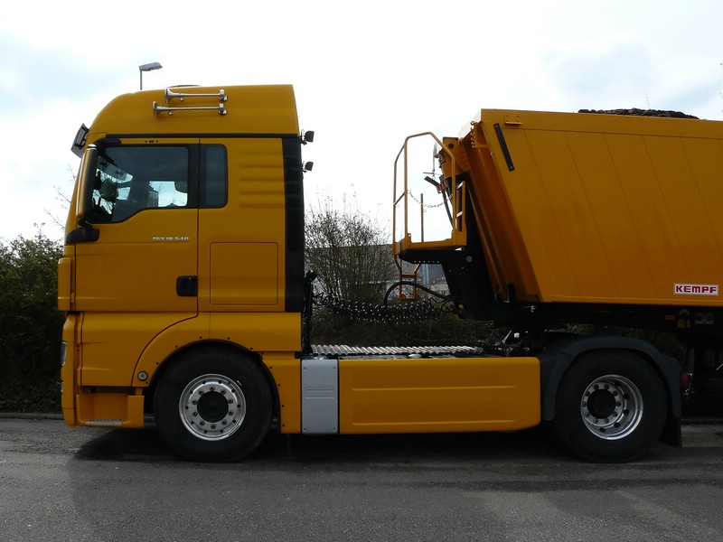 man_tgx_18-540_04.jpg