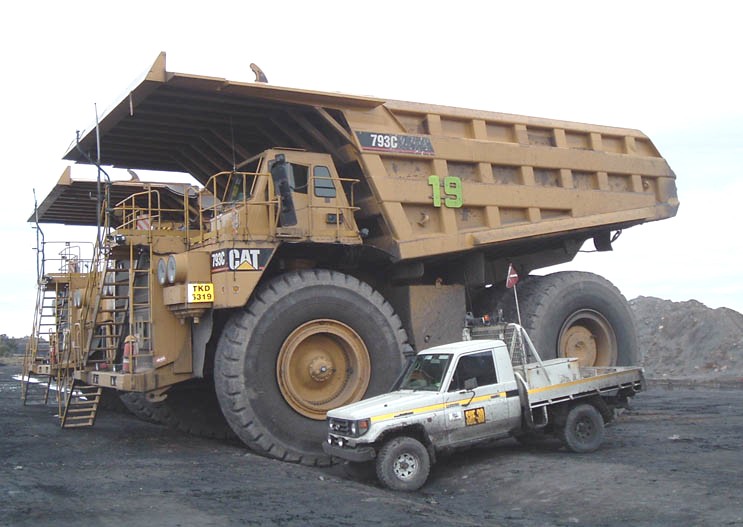 CAT 793C-6.jpg