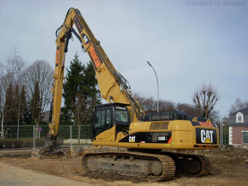 ©Caterpillar 330D L-02.jpg