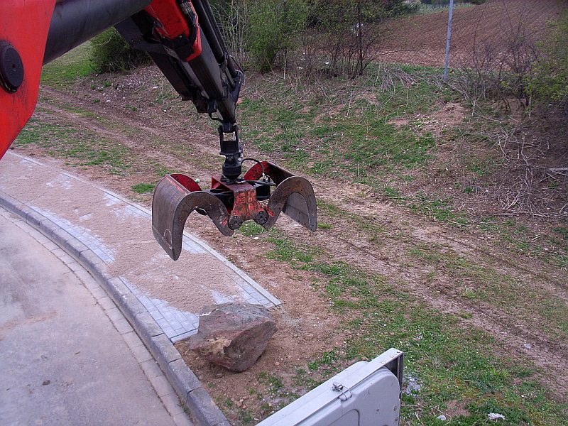 080402-02.jpg