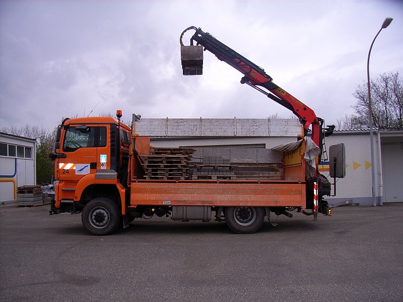 080402-04.jpg