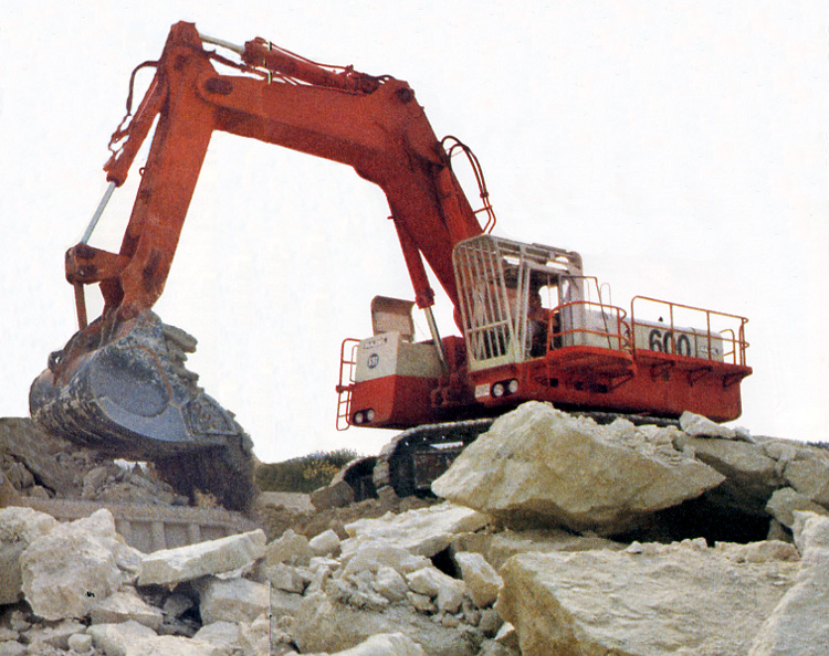 Razel_Poclain-600_1.jpg