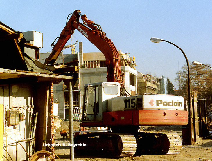 Poclain_115_2.jpg