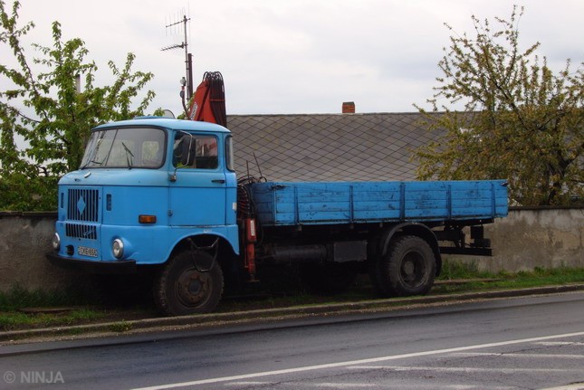 IFA W50 L 4x2 s HR KCR 300 01.jpg