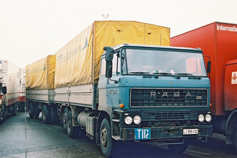 yu589.jpg