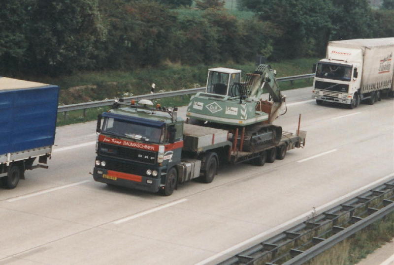 DAF 3--- Tieflader NL (2).jpg