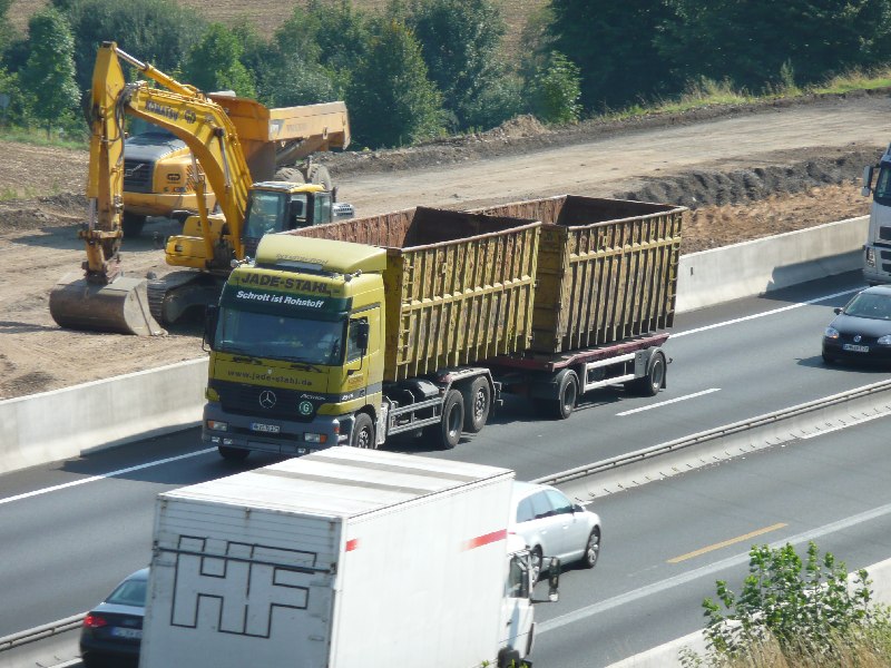 Jade Stahl MB Containerabroller.jpg