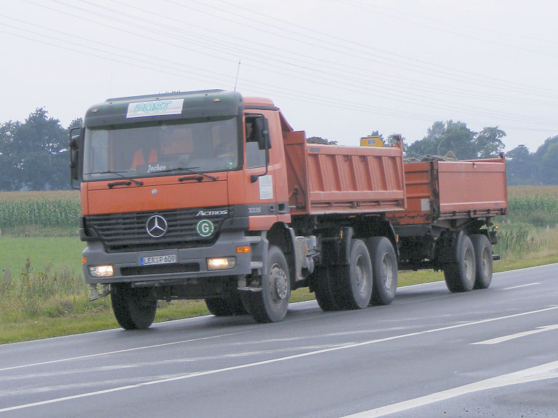 A3335.jpg