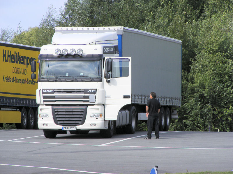 DAF105XF410.jpg