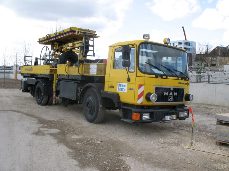  MAN-19-272-Balfourt-Zweiwegefzg_20080329
_001.jpg