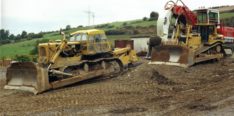 Cat D9G BM.jpg