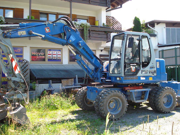 Komatsu PW 110R - 2_klein.jpg