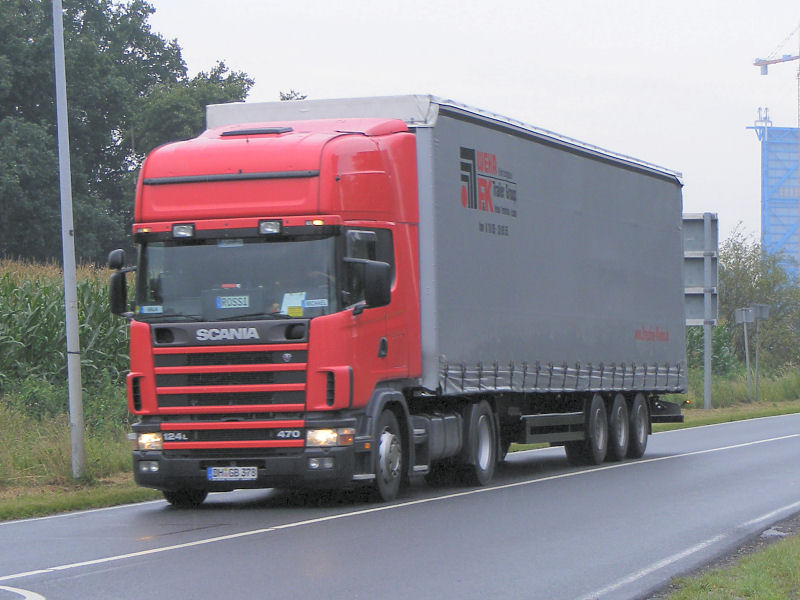 S124L_470.jpg