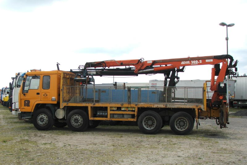 Volvo FL 10 Roadstone (2) (2).jpg