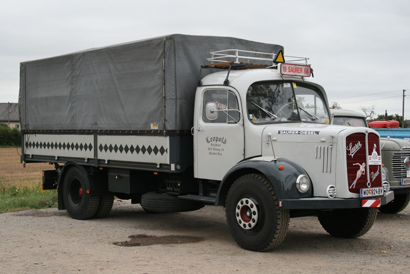 saurer2.jpg