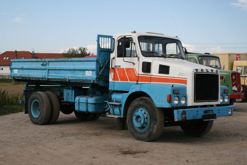 volvo1.jpg