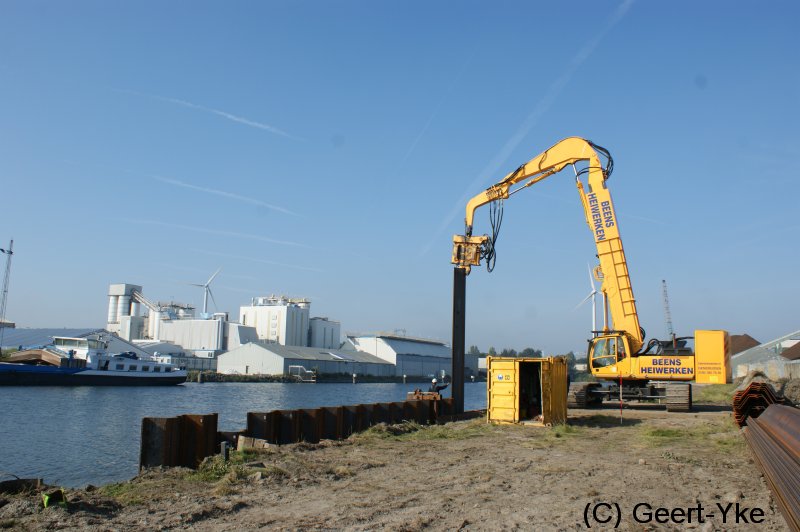jcb beens-1.jpg