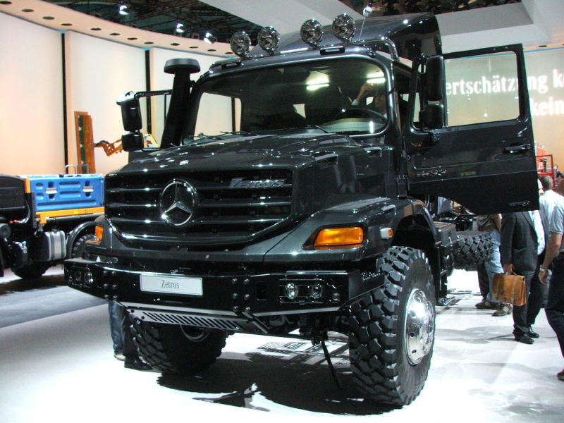 IAA 2008 MB Zetros 000 (2).jpg