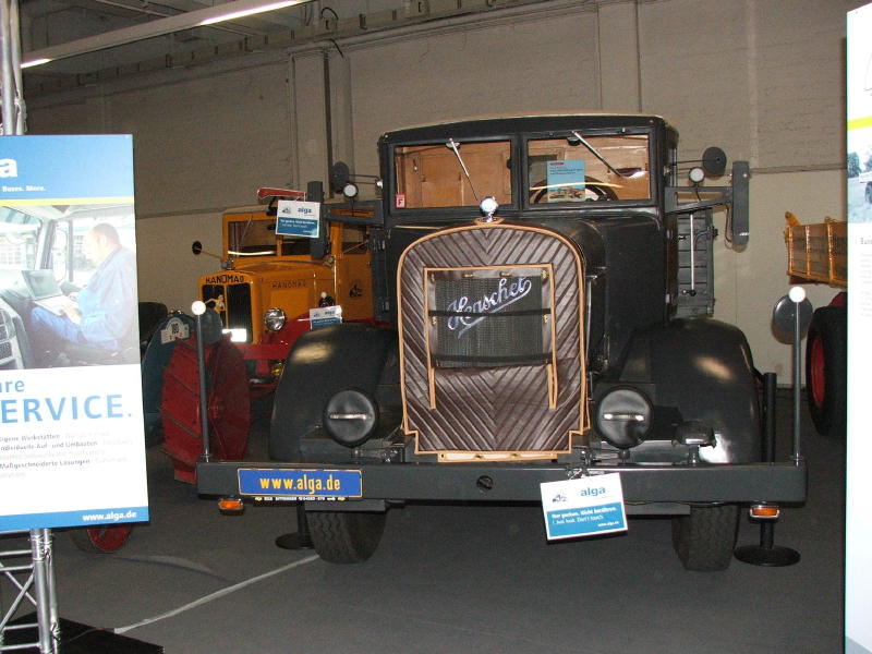 IAA Henschel 004 (2).jpg