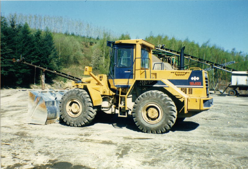 Komatsu WA 400.jpg