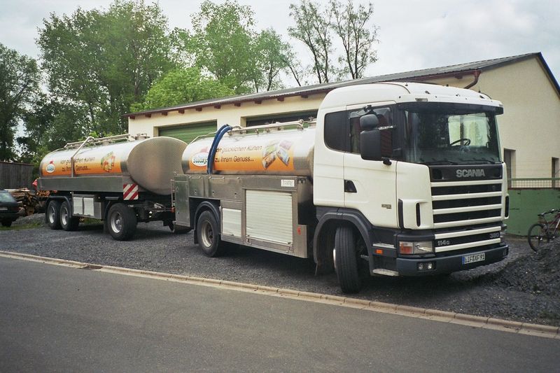 milchtanker coburger baumann scanis.jpg