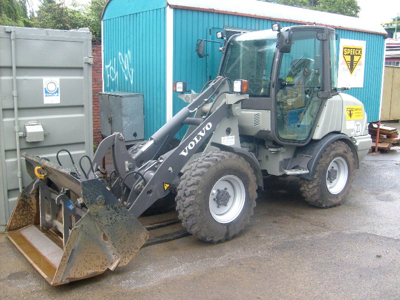 Volvo Speeck (2).jpg