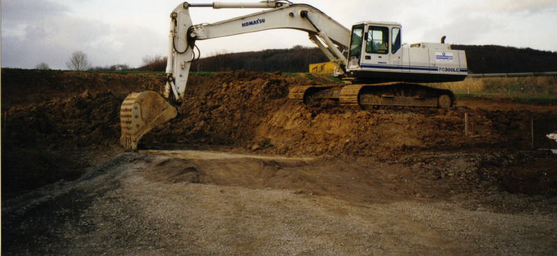 Komatsu PC 300LC.jpg