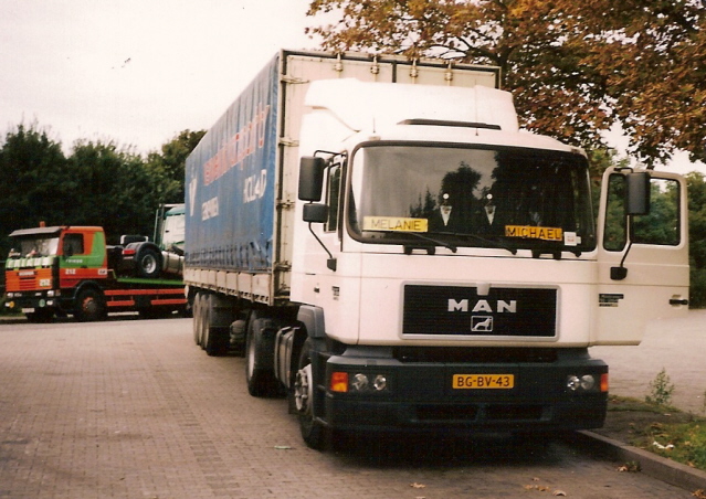 Scannen0015.jpg