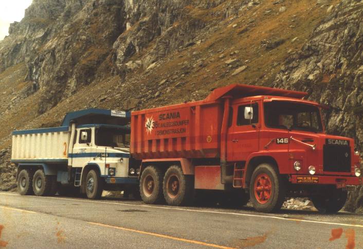Scania 145 und 146.jpg
