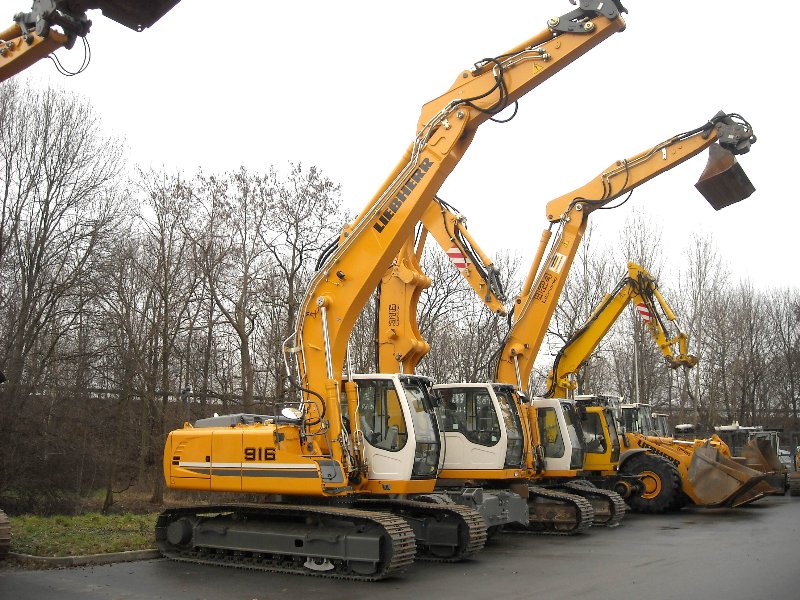 R 916 (1).jpg