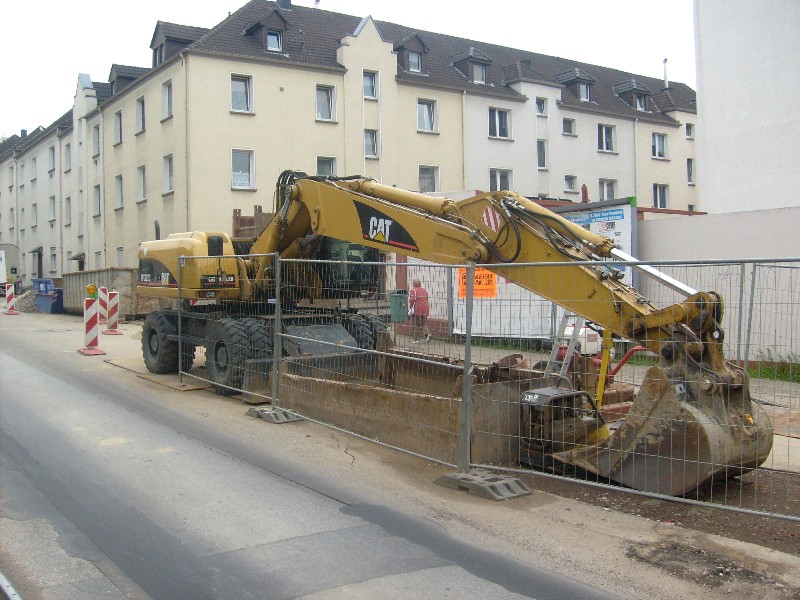 CAT M 322 C (3).jpg
