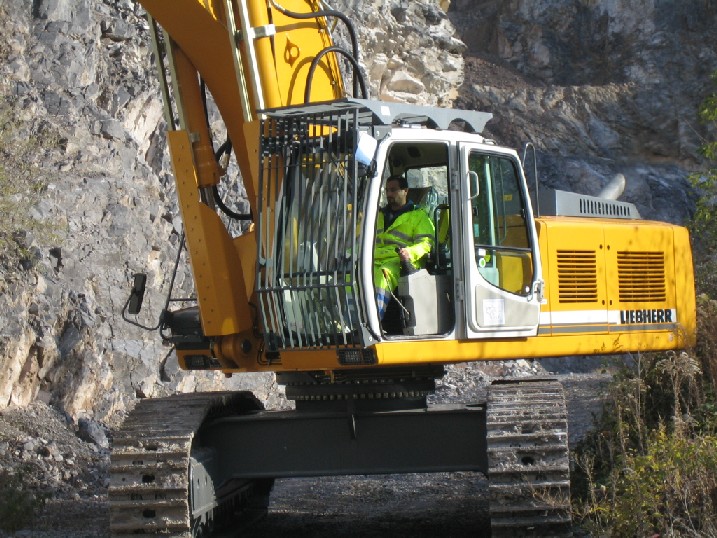 R954C KFN 026.jpg